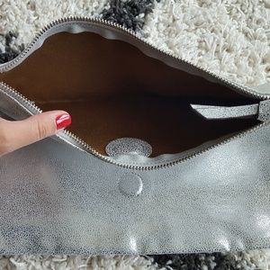 Silver Clutch